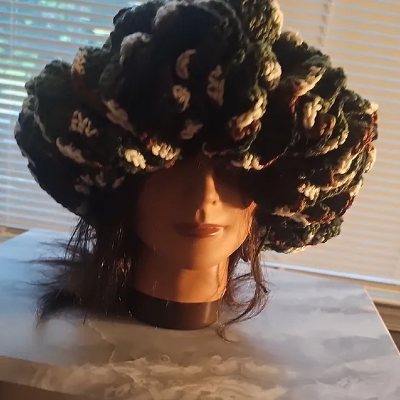 Crochet Multicolor Ruffled Hat - Picture 3 of 10